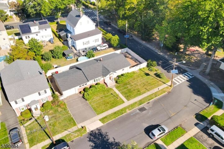 Property Photo: 47 Funston Pl NJ 07110