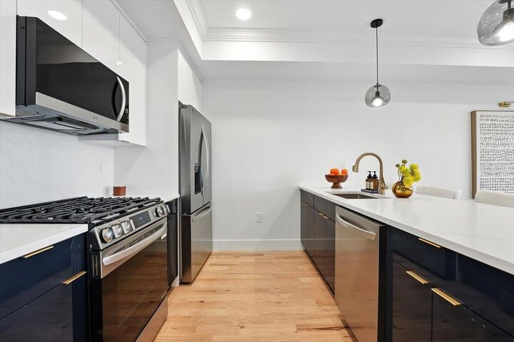 Property Photo: 184 Central Ave 3 NJ 07307