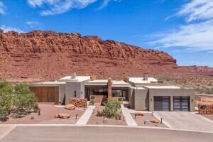 Property Photo: 705 N Sanctuary Place UT 84738