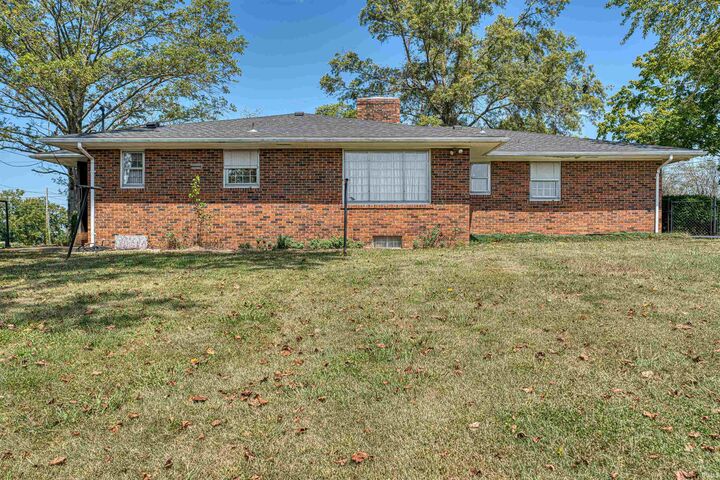 Property Photo: 1877 Maple Grove Road IN 47601