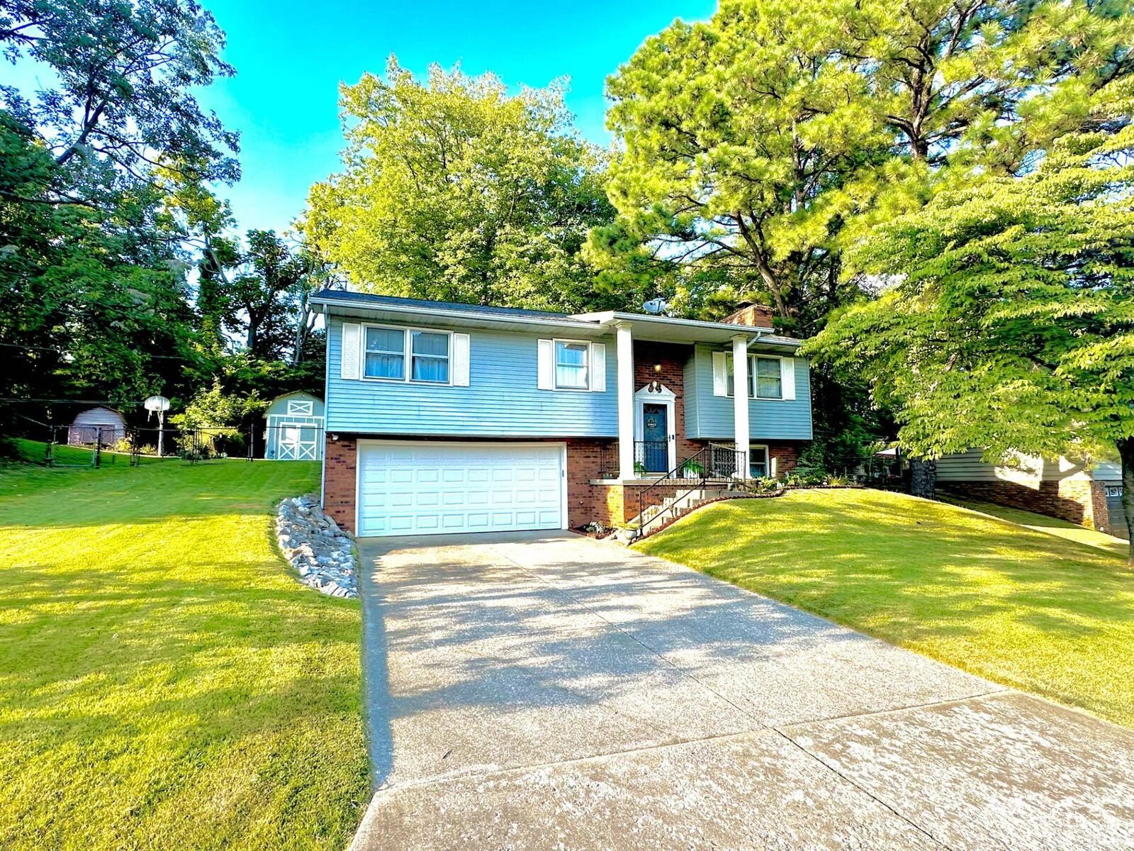 Property Photo:  6688 Concord Drive  IN 47630 