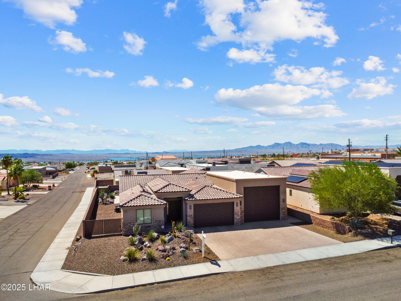 Property Photo:  3195 Oro Grande Blvd  AZ 86406 