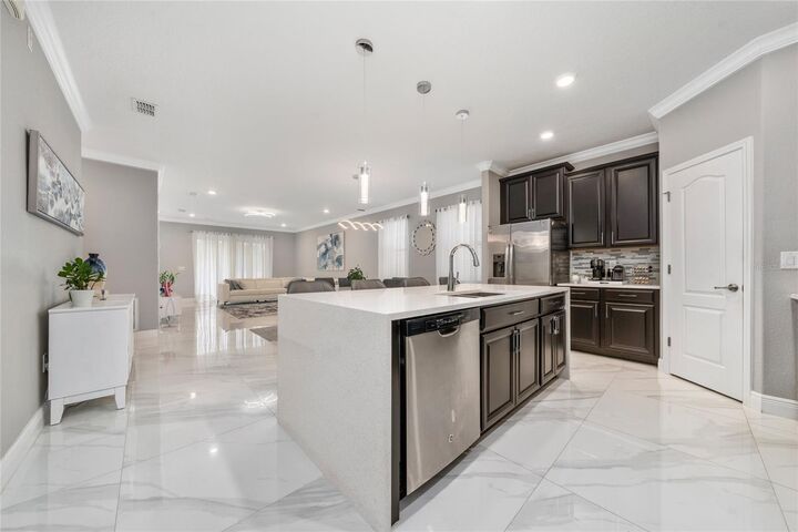 Property Photo:  7266 Penkridge Lane  FL 34786 