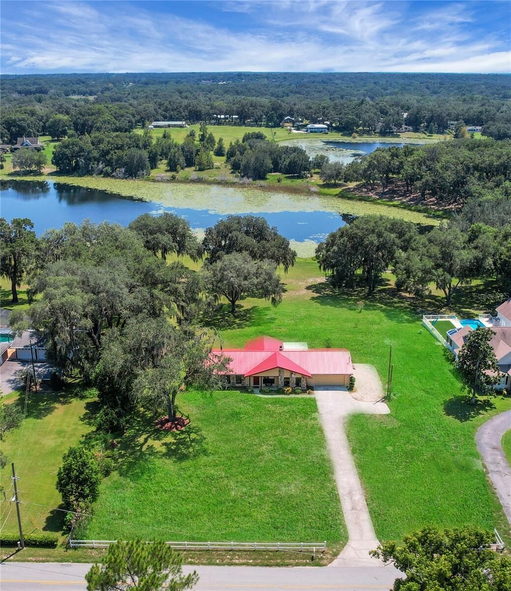 Property Photo:  2334 Lake Griffin Road  FL 32159 