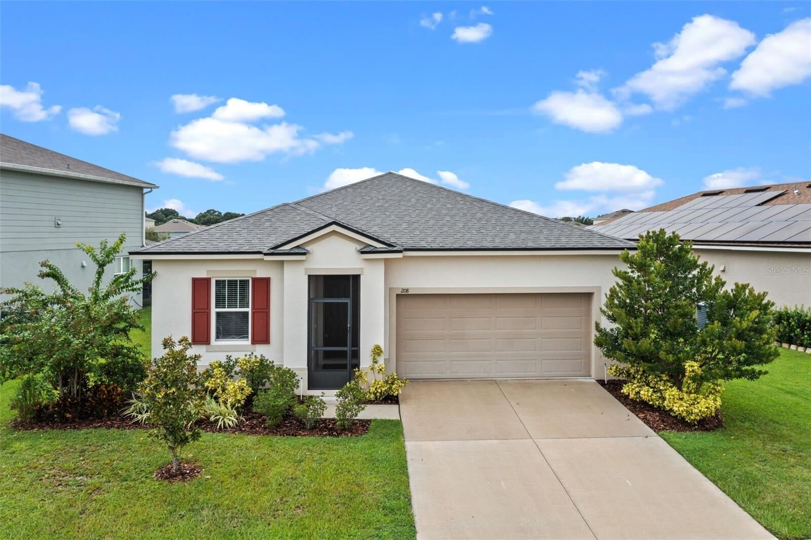Property Photo:  208 Summershore Drive  FL 33823 