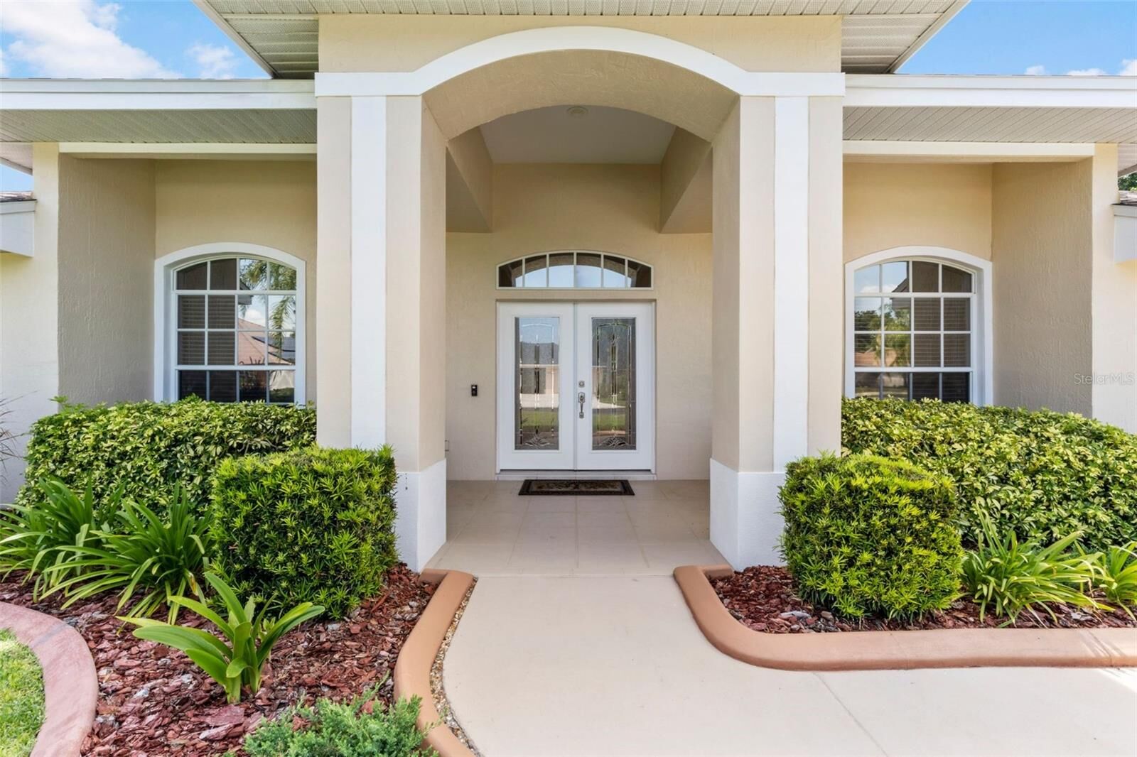 Property Photo: 5523 Highlands Vista Circle FL 33812