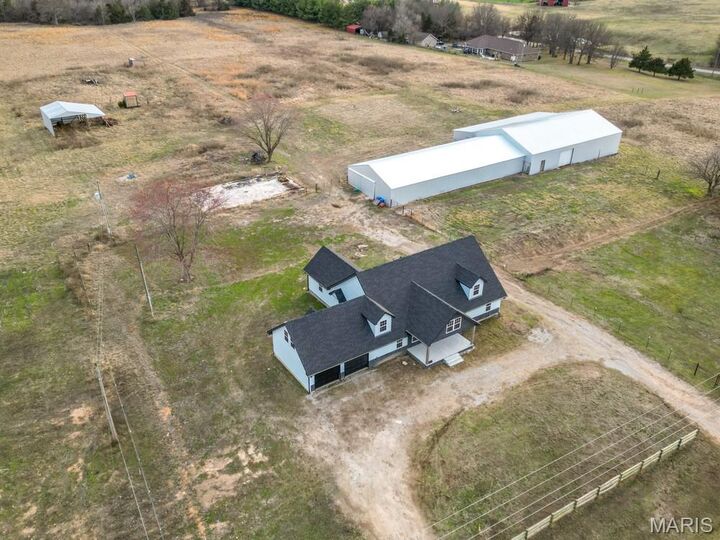 24110 Evanston  Lebanon MO 65536 photo