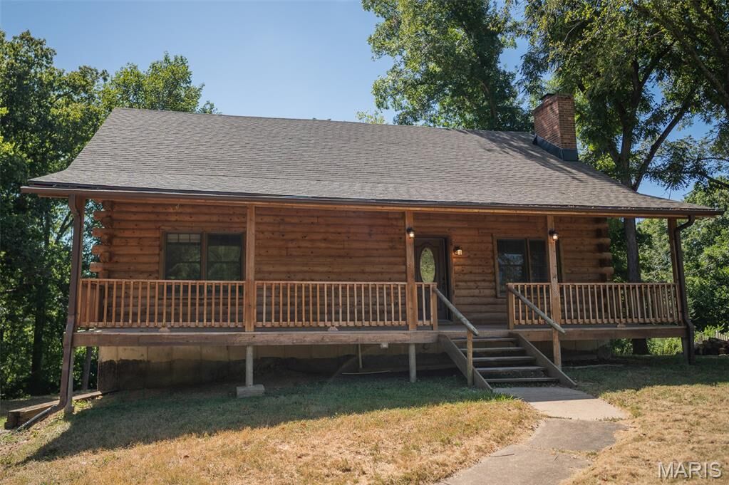 Property Photo:  188 S Miramiguoa Drive  MO 63080 