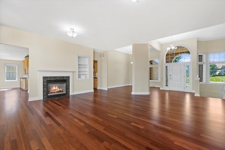 Property Photo: N37w22910 Wyndemere Dr WI 53072