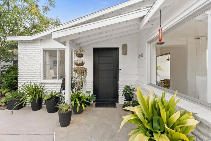 Property Photo: 1645 Noma Lane CA 92024