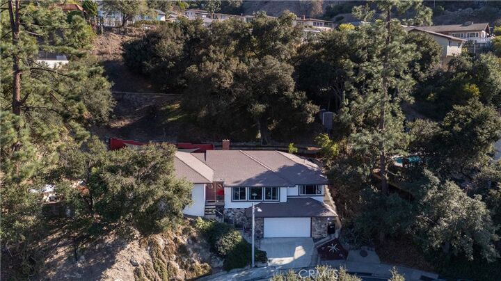Property Photo:  2541 Sleepy Hollow Drive  CA 91206 