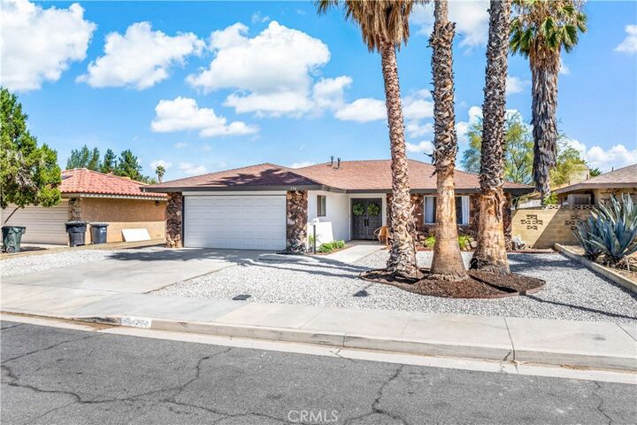 Property Photo:  594 Montebello Place  CA 92543 