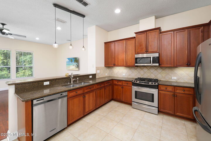 Property Photo: 7882 Blackstone River Drive E FL 32256