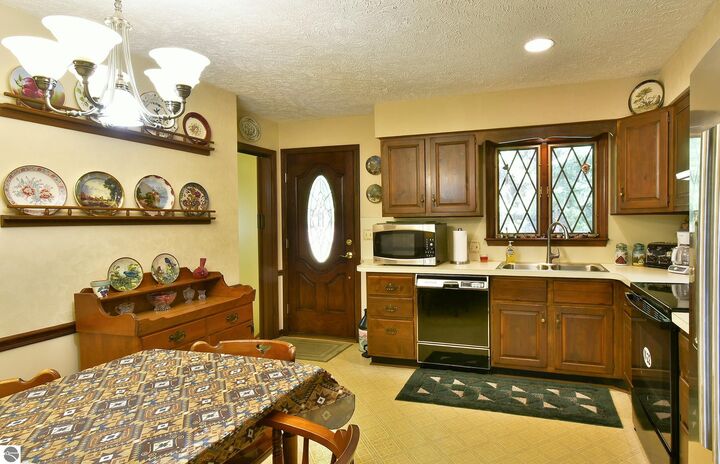 Property Photo: 3233 Sunset Lane MI 49684-4671