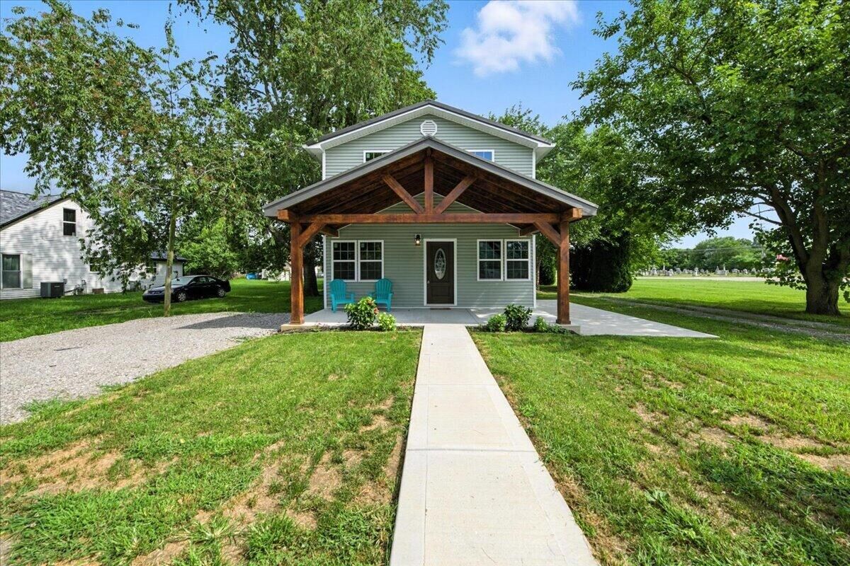Property Photo:  320 E High Street  KY 41095 