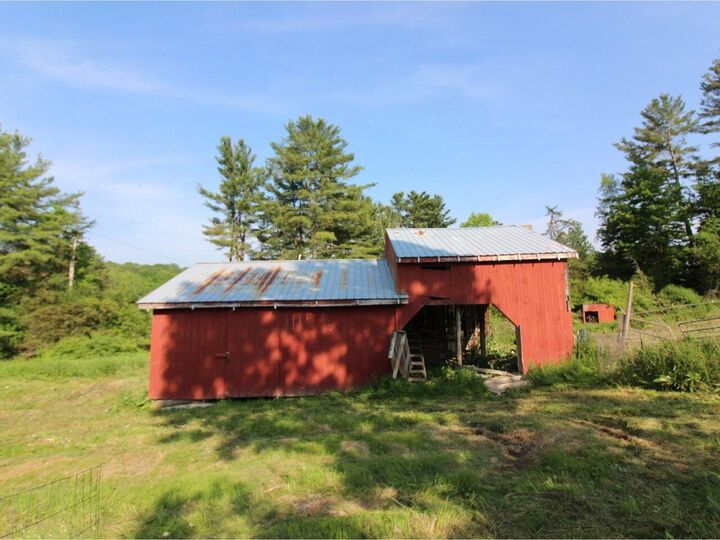 Property Photo: 152 Butternut Road VT 05495