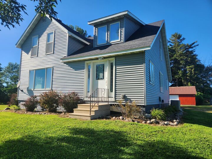 Property Photo: 10618 760th Avenue MN 56036