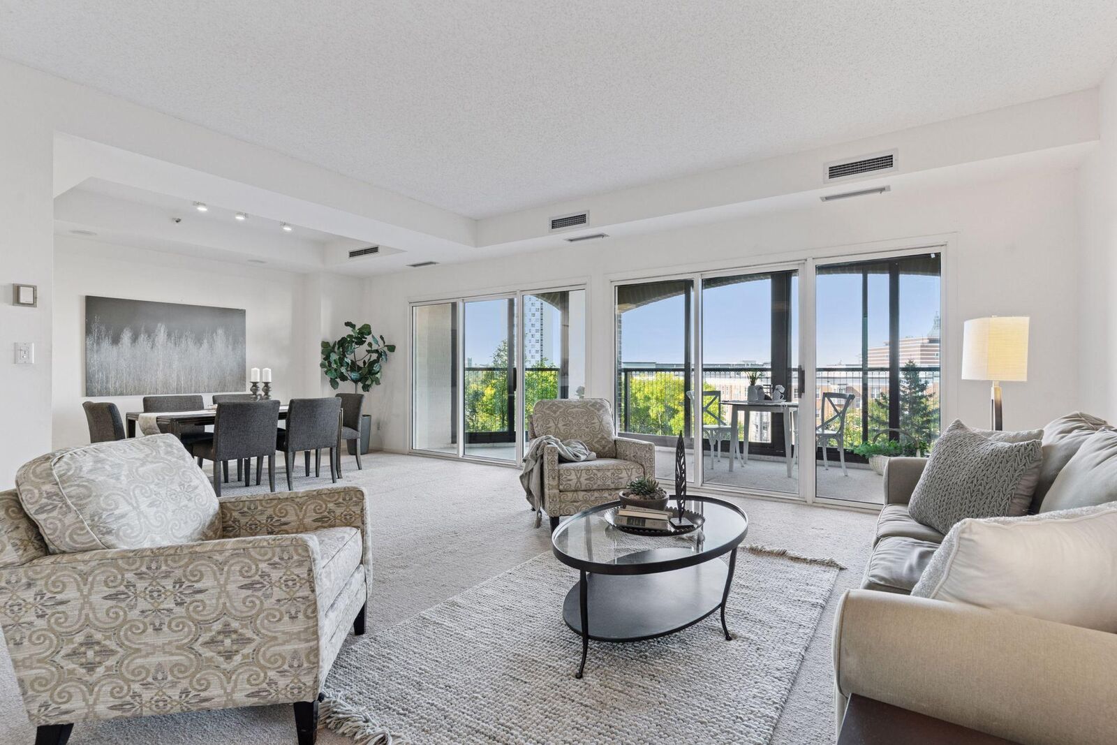 Property Photo: 1201 Yale Place 403 MN 55403