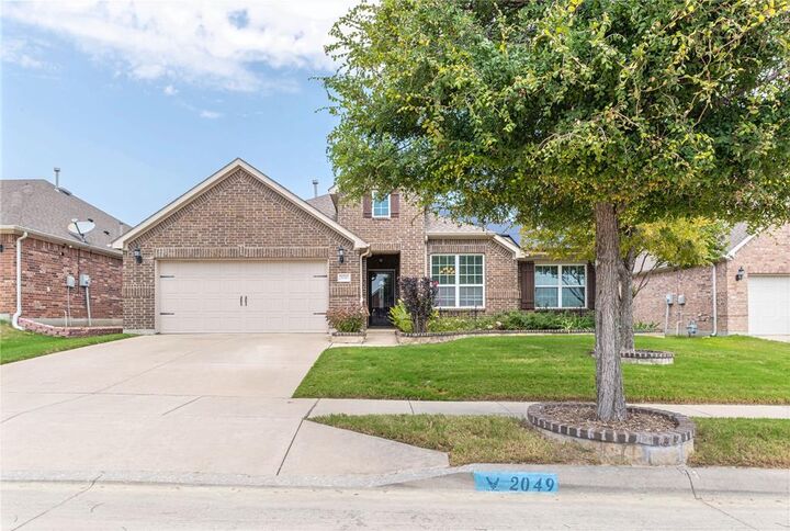 Property Photo: 2049 Speckle Drive TX 76131