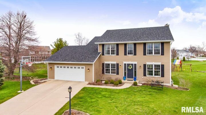 7 Somerset Court  Washington IL 61571 photo