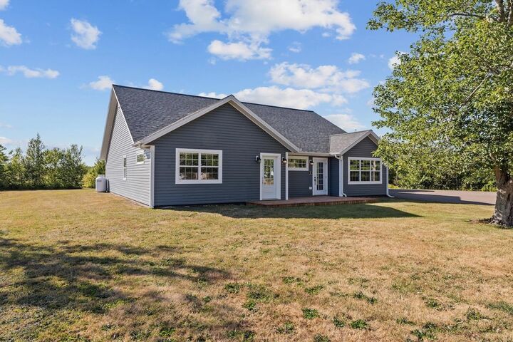 Property Photo:  9 Lakeside Road  PE C0A 1S0 