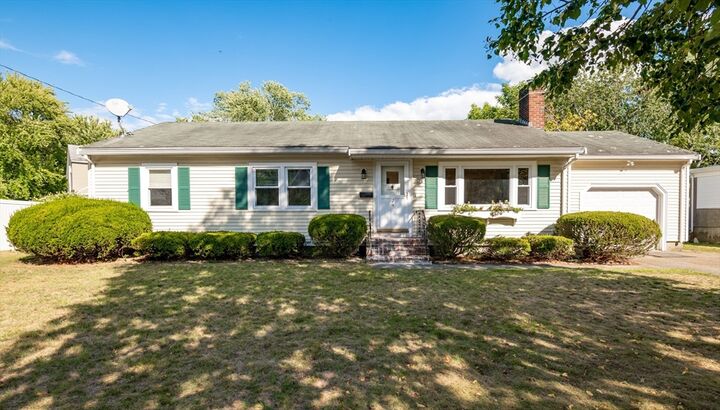 26 Budleigh Ave  Beverly MA 01915 photo