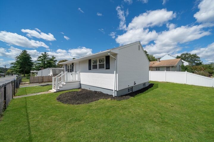 Property Photo:  99 Sunderland Rd  MA 01604 