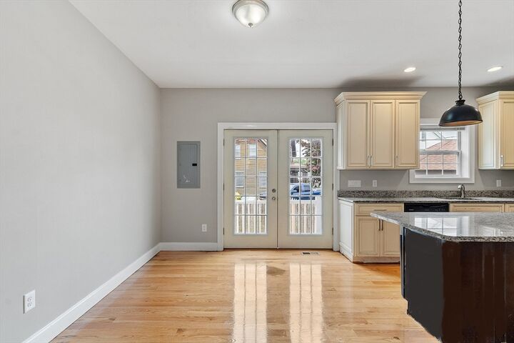 Property Photo:  483 Central St B  MA 01906 