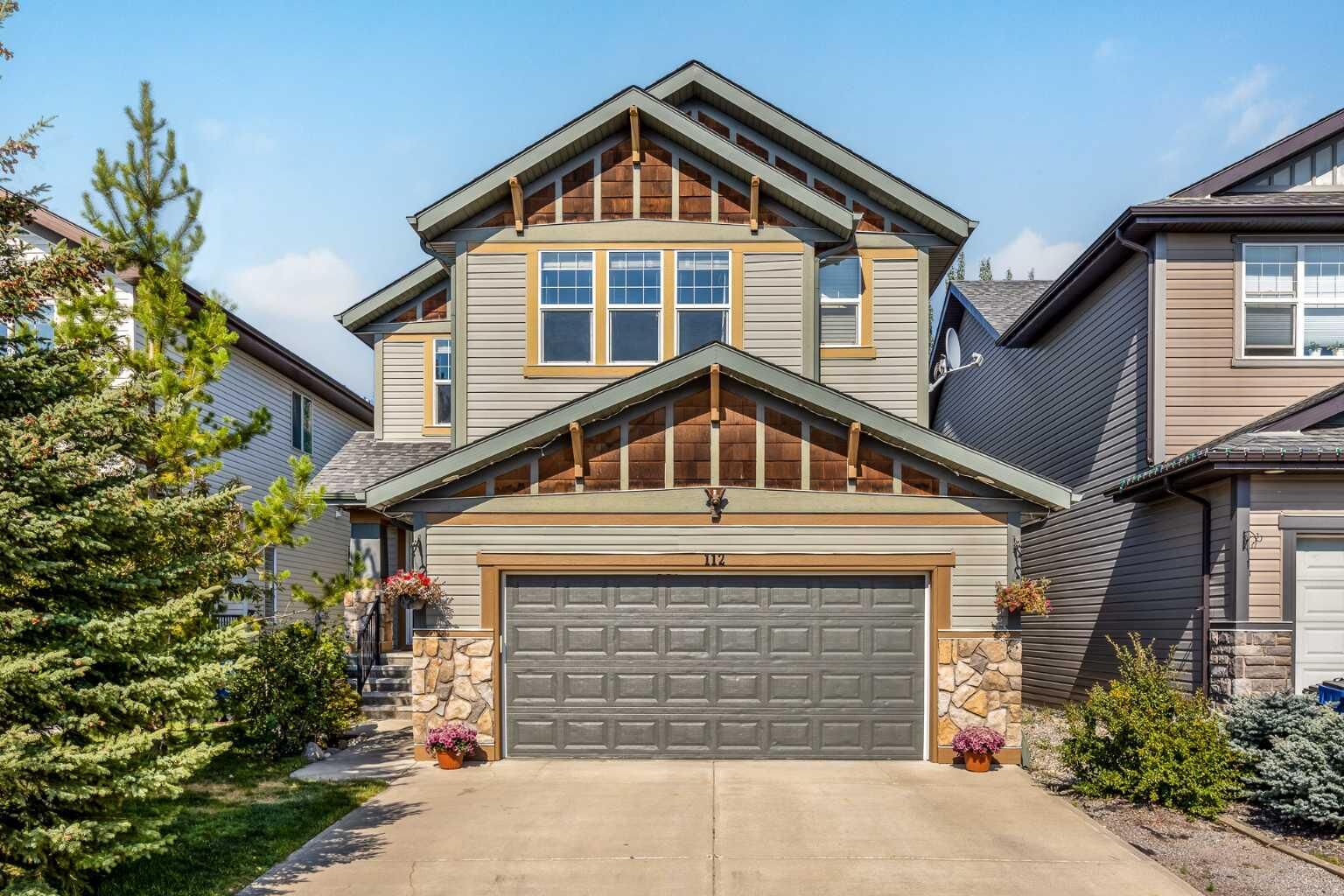 Property Photo: 112 Sunset View AB T4C 0E8