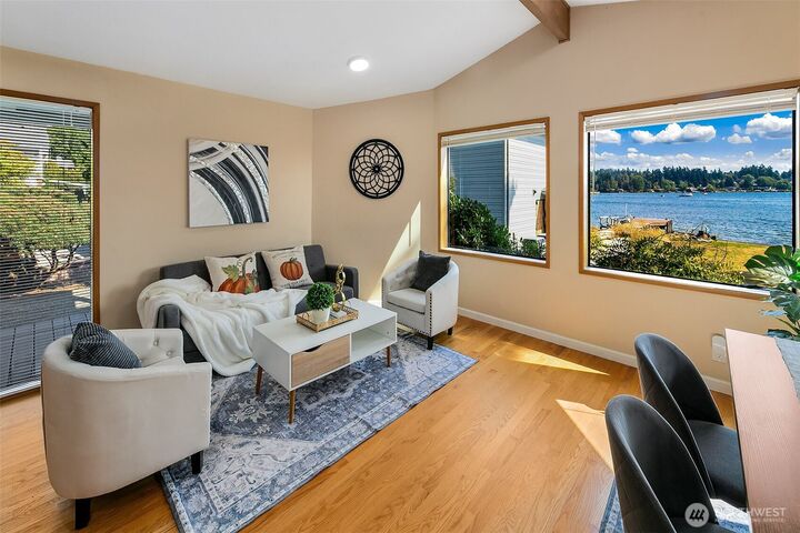 Property Photo: 9003 NE Juanita Lane WA 98034