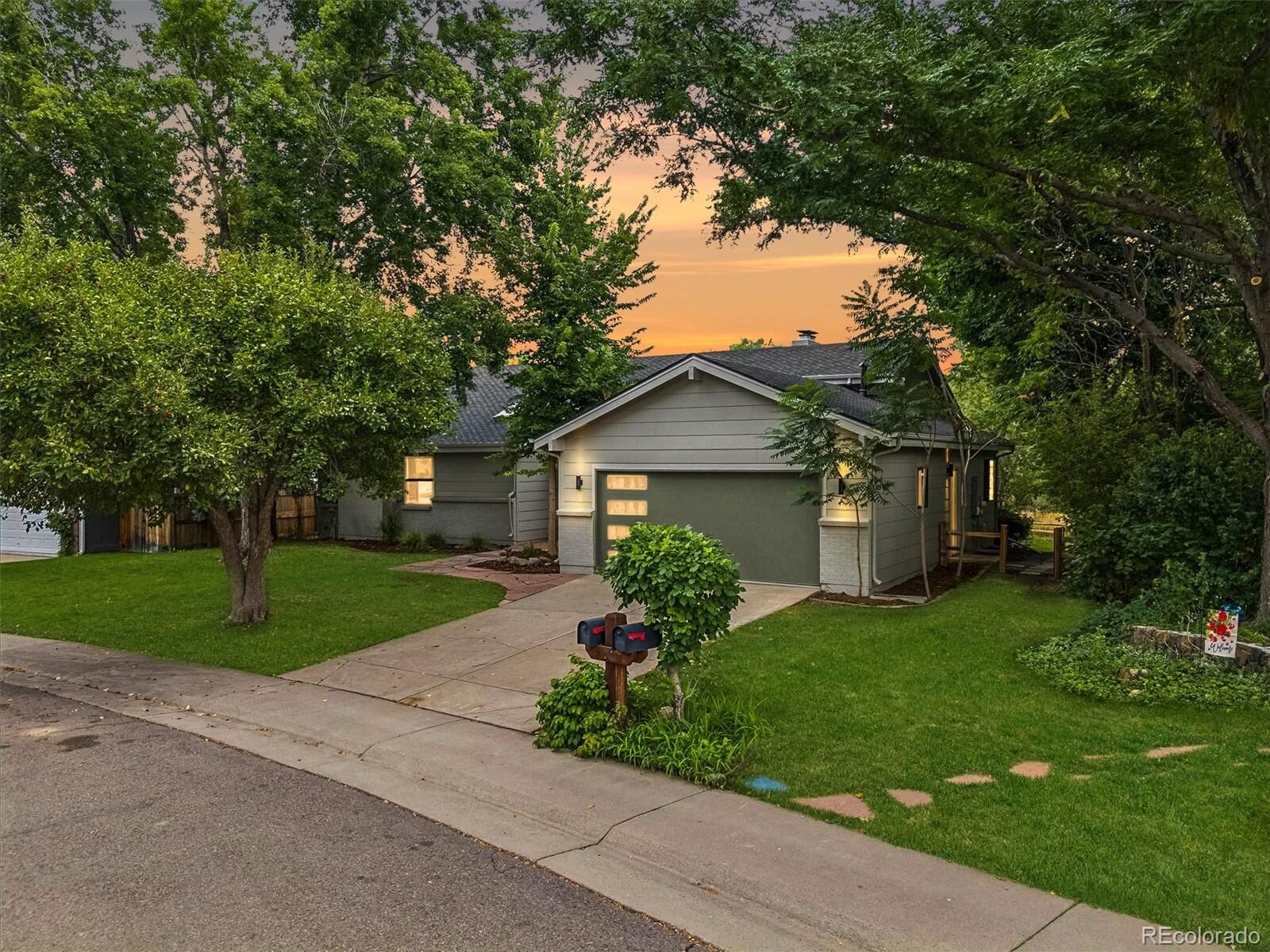 Property Photo: 3265 E Hinsdale Place CO 80122