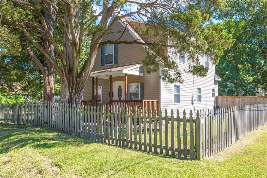 Property Photo: 3717 Atterbury St VA 23513