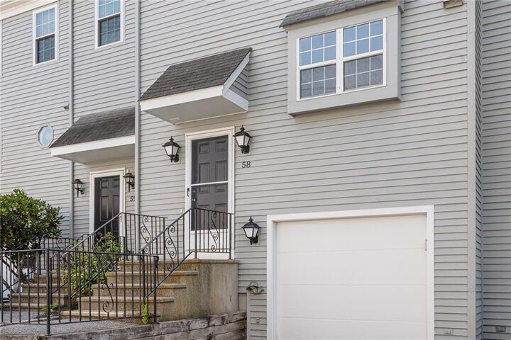 565 Quaker Lane 58  West Warwick RI 02893 photo