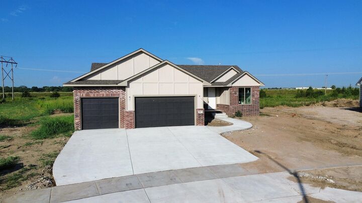4917 W Calvert St  Wichita KS 67215 photo