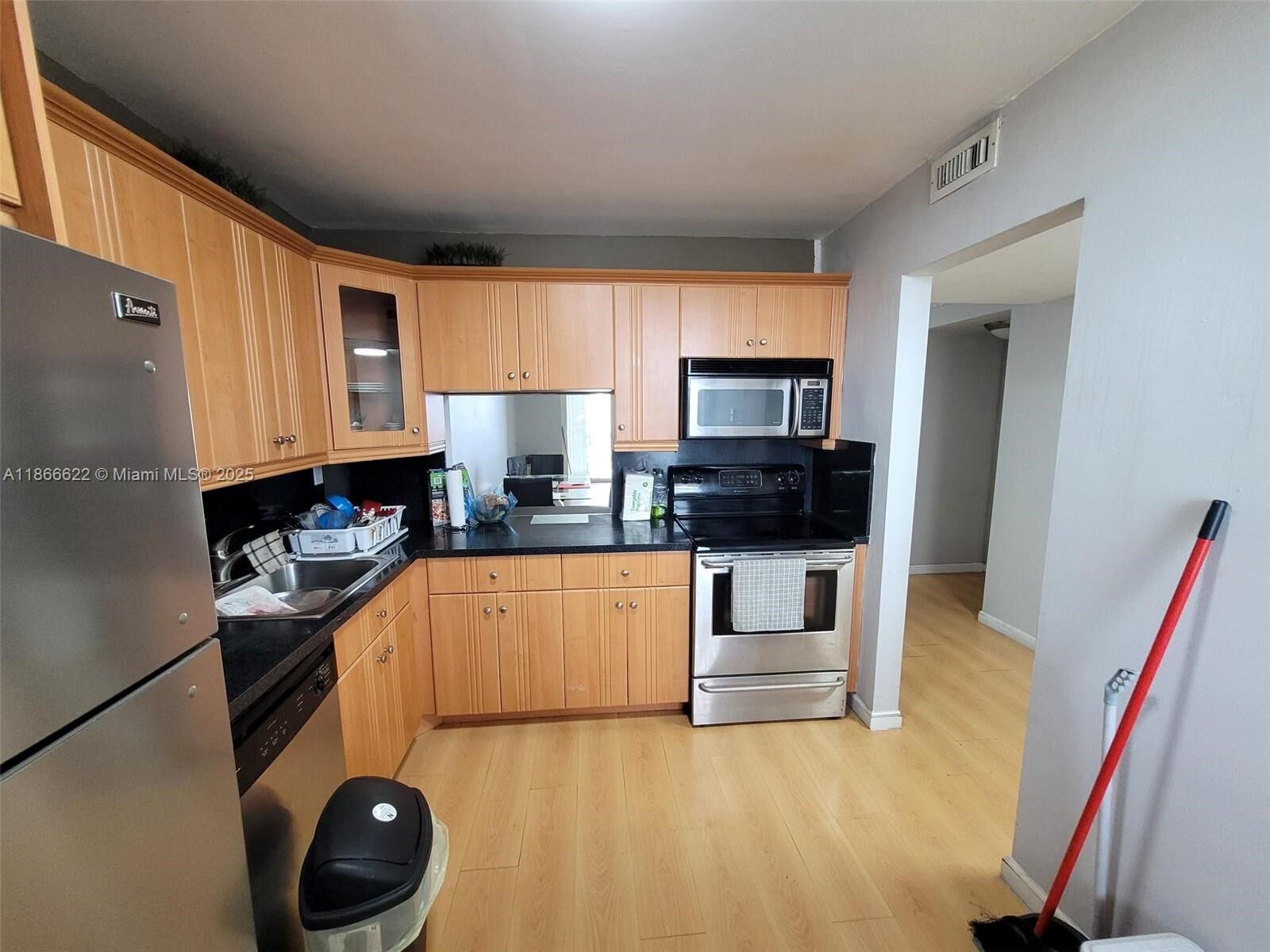 Property Photo: 1401 NE Miami Gardens Dr 993 FL 33179