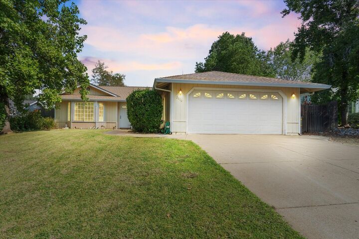 2870 Antigua Drive  Redding CA 96003 photo
