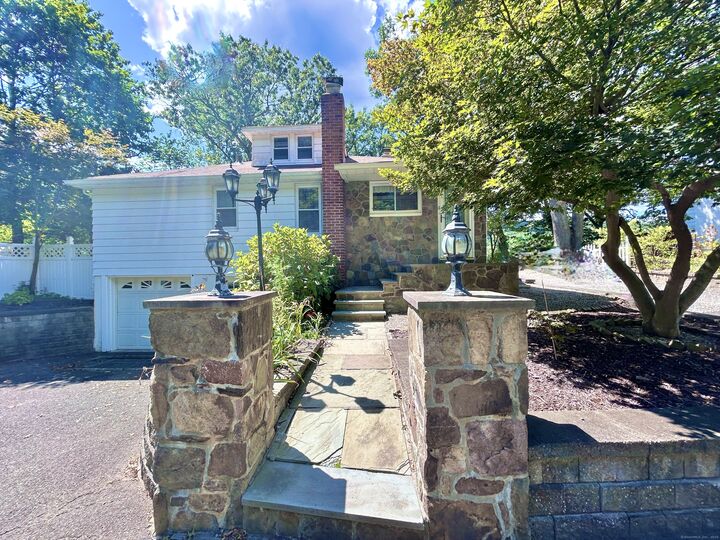 Property Photo: 207 Roosevelt Drive CT 06483
