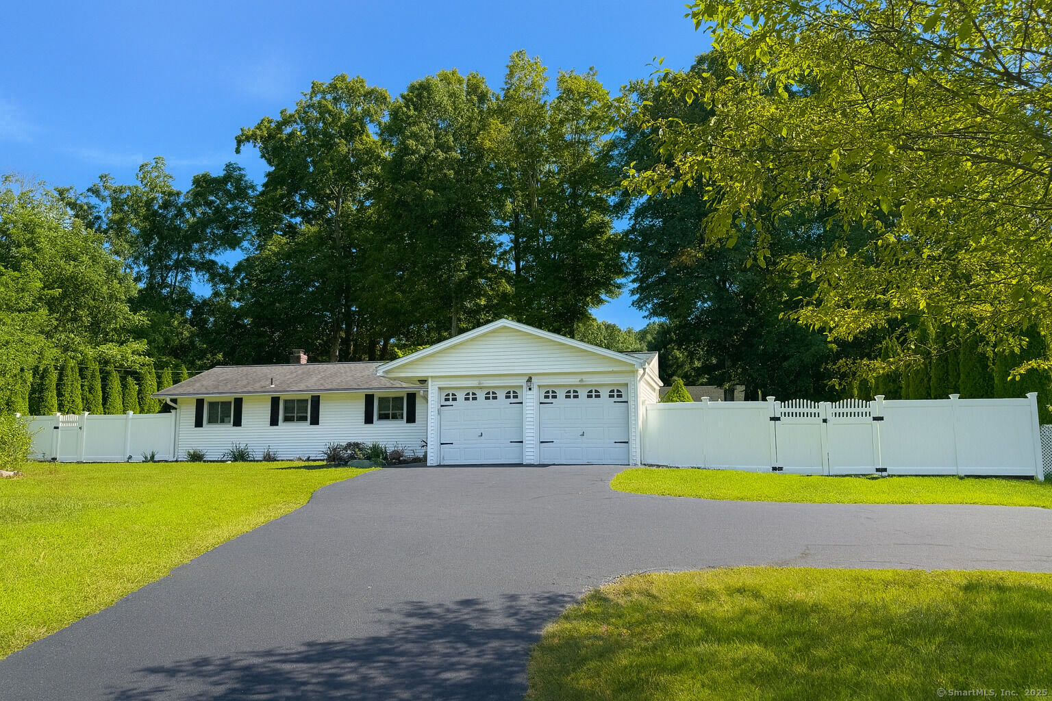 Property Photo: 1736 Hebron Avenue CT 06033