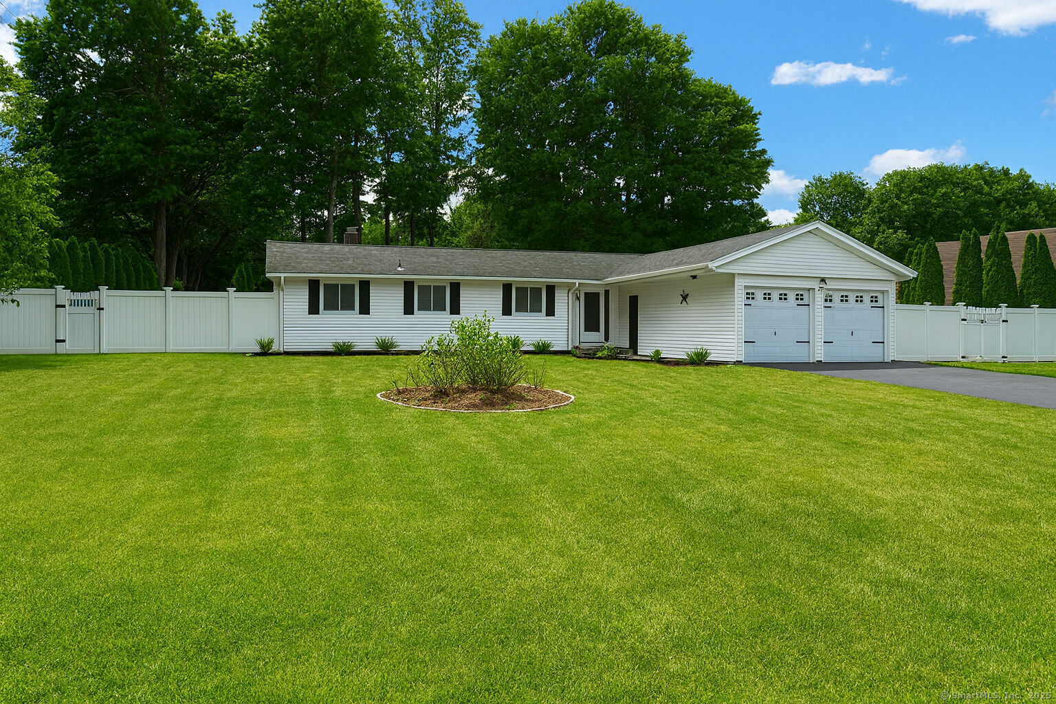 Property Photo: 1736 Hebron Avenue CT 06033