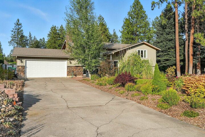 Property Photo:  212 W Alta Ct  WA 99218 