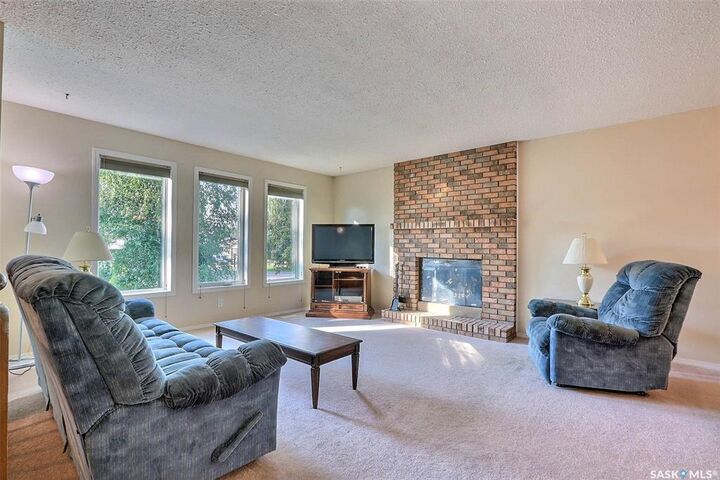 Property Photo:  3391 Bliss Crescent  SK S6V 7L1 