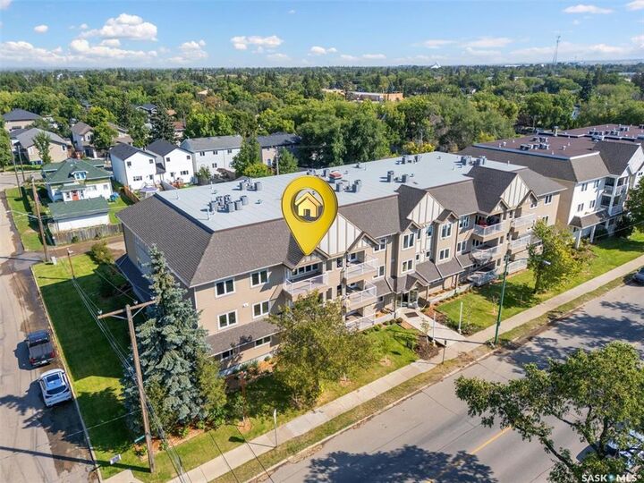 Property Photo: 318 108th Street W 307 SK S7N 1P8