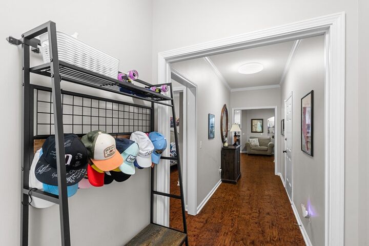 Property Photo:  106 Porch Court  AL 36305 