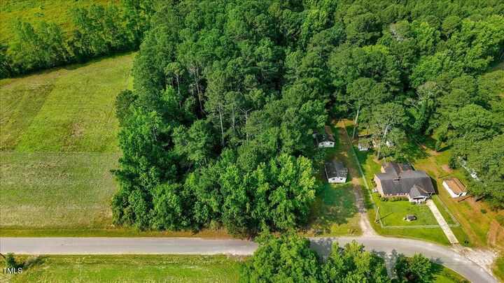 Property Photo: 000 Dead End Road NC 27823