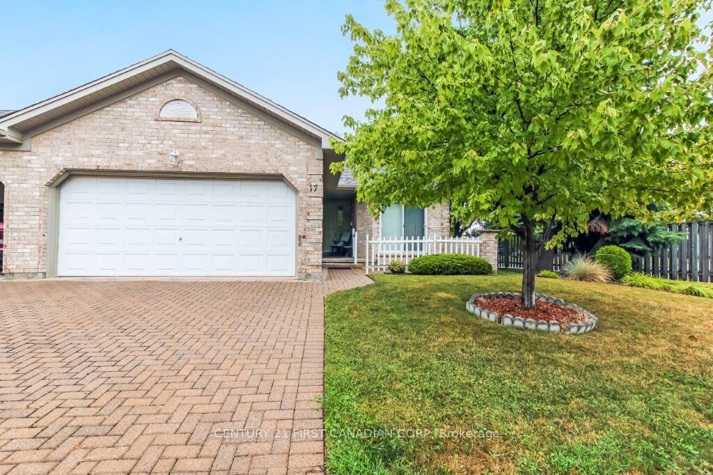 Property Photo: 825 Shelborne Street 17 ON N5Z 5B7