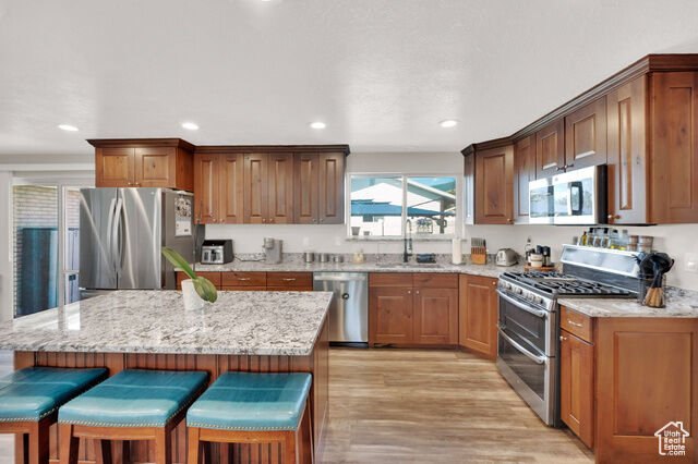 Property Photo: 693 E 2000 S UT 84010