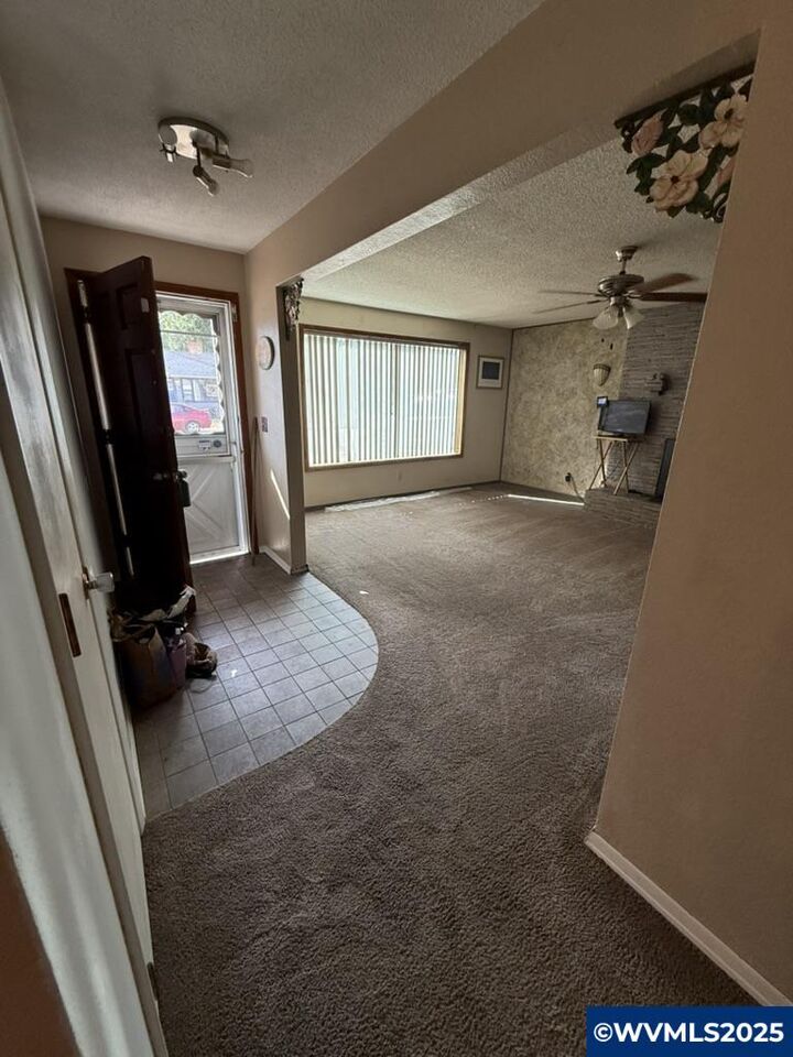 Property Photo: 3660 48th Av OR 97305