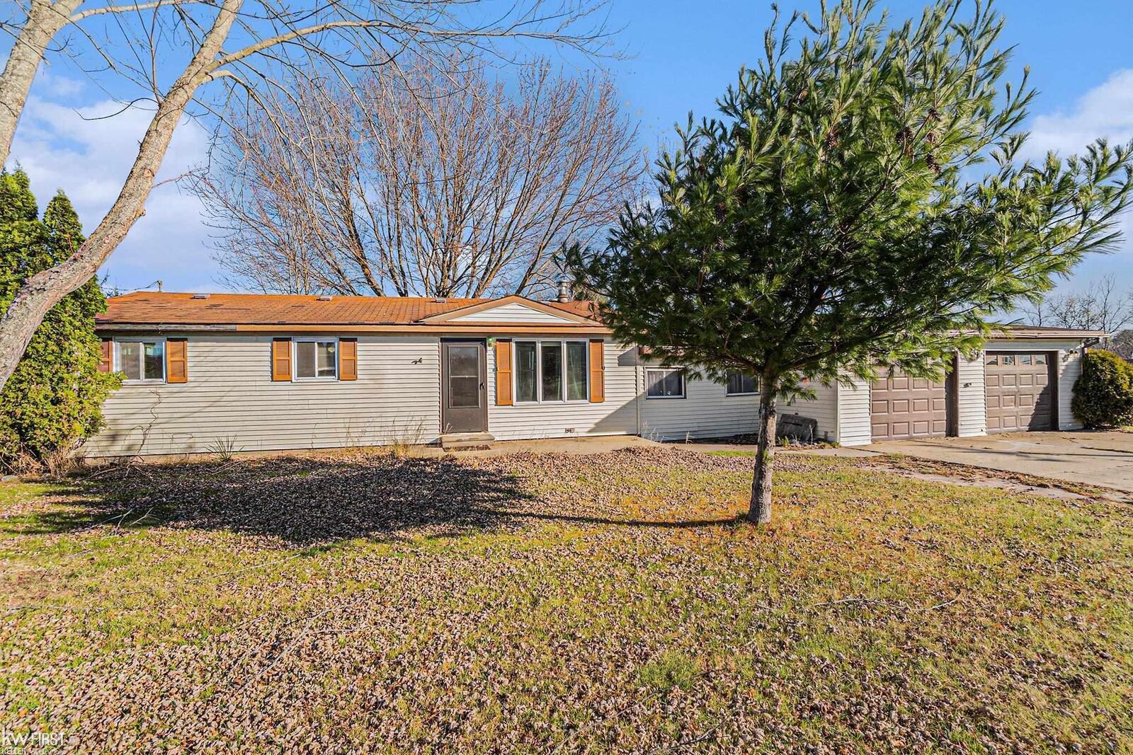 Property Photo:  470 Michelson Road  MI 48629 