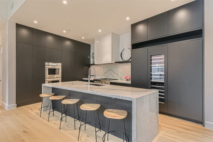Property Photo:  1315 W 9th Street B  TX 78703 