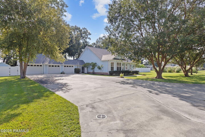 Property Photo:  172 Grove Park Road  LA 70512 